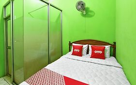 Spot On 91357 Hotel Mulyo